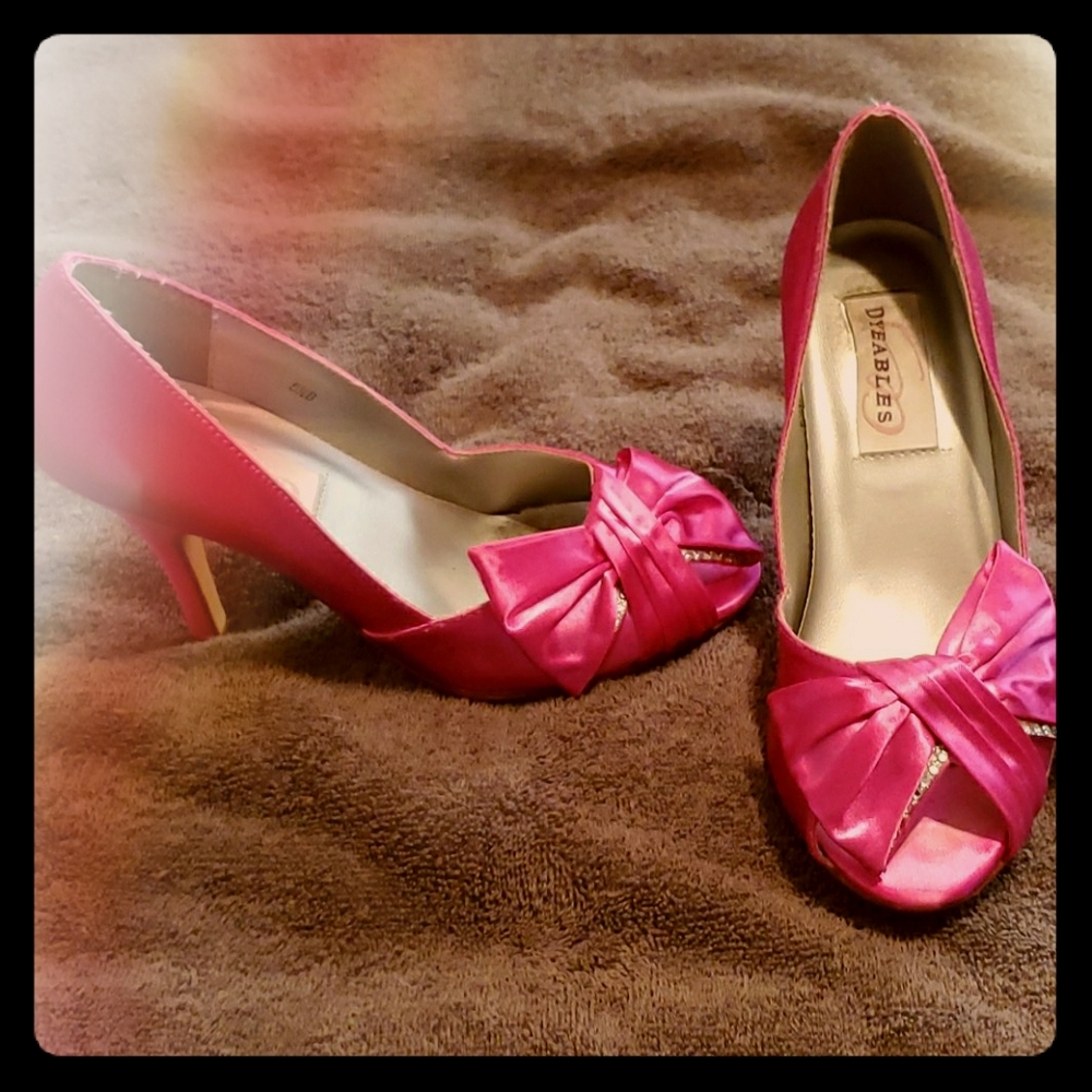 Fuchsia Pink Dyeables Satin Heels 5.5